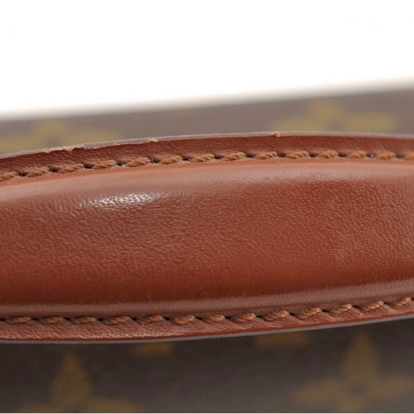 Louis Vuitton Handbag - Picture 6 of 12